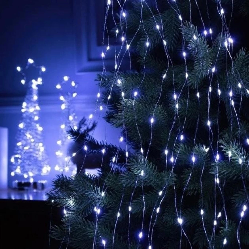 Гирлянда лошадиный хвост 20 нитей, 2.4м, 460LED (белая, на зеленом)